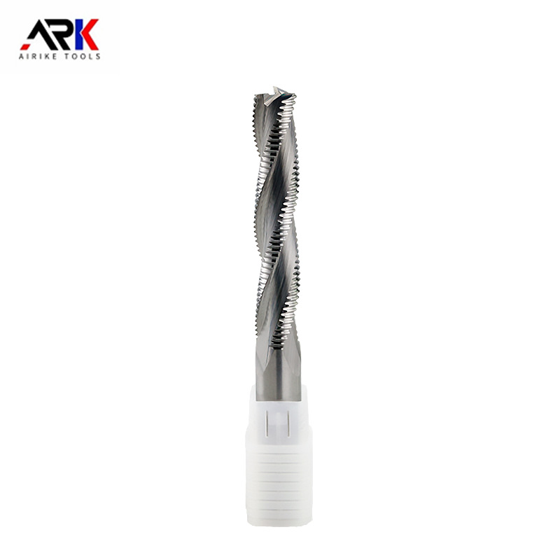 Да ли је спирална или равна глодалица за обраду дрвета боља за обрезивање ивица?